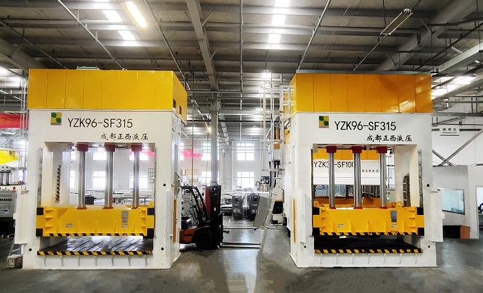 เครื่องอัดไฮดรอลิกชิ้นส่วนภายในรถยนต์ 315T -1