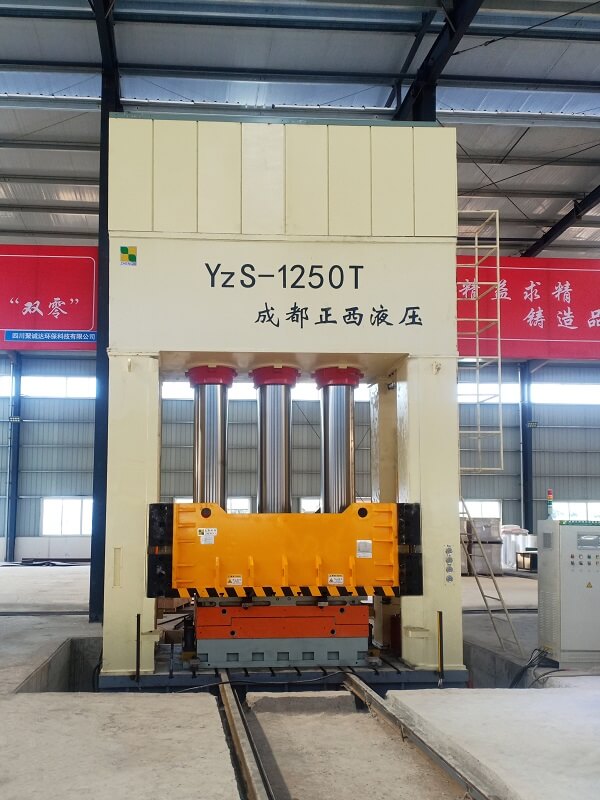 เครื่องอัดไฮดรอลิกขึ้นรูปปลอกแบตเตอรี่พลังงานใหม่ 1250T